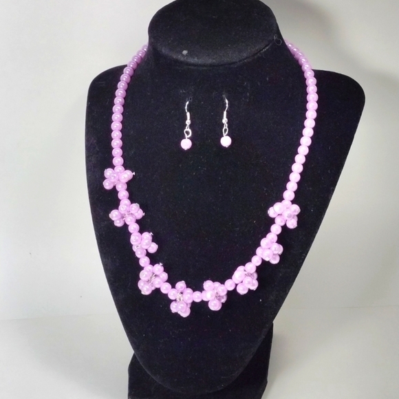 Jewelry - Clusters Purple Beaded necklace with matching Teardrop Earrings